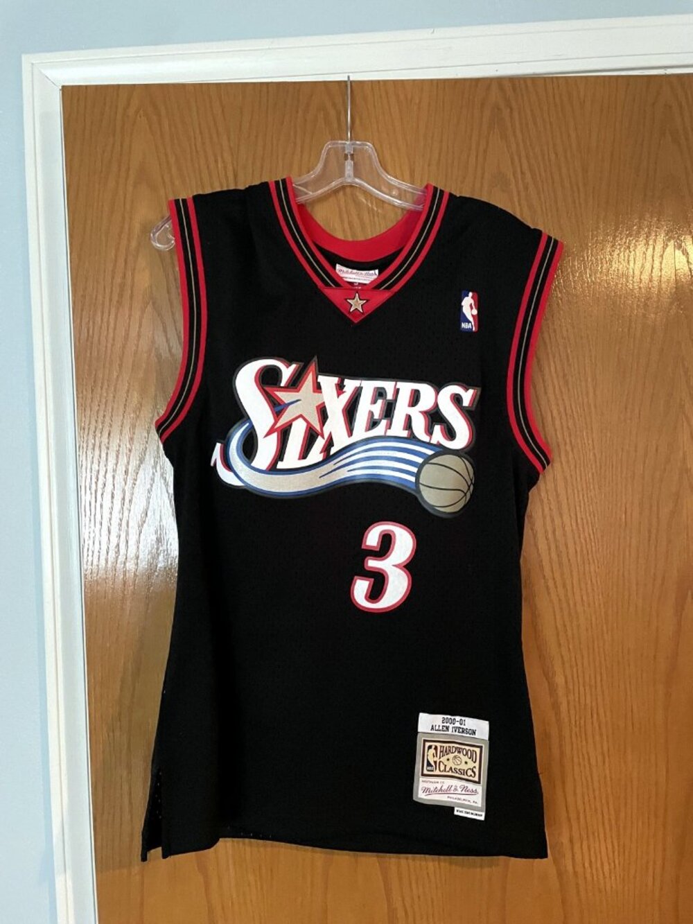 Mitchell & Ness Allen Iverson 76ers 2000-01 Hardwood Classics Swingman Jersey Bl